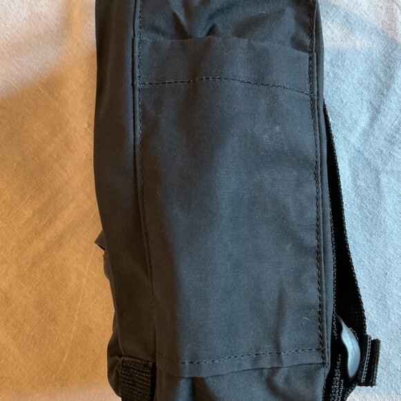 Fjallraven Kånken Mini 7L Backpack, Black, 23561 - Picture 10 of 12